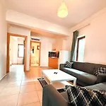 Aparthotel Tas *